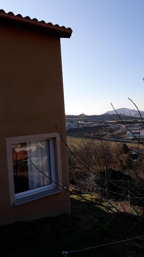 شقة F2 Exterieur Lit King Size Brives-Charensac المظهر الخارجي الصورة